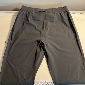 Lululemon Surge Jogger Pant, Charcoal Gray, Size L